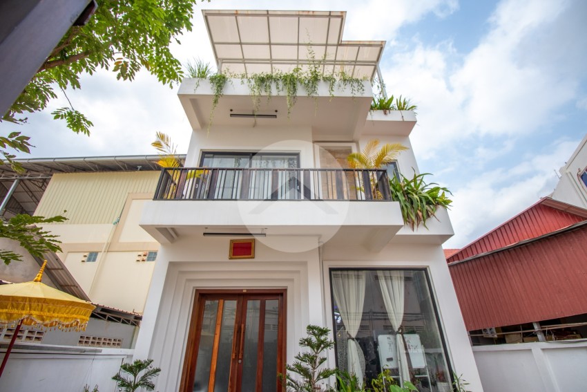 5 Bedroom House For Sale - Svay Dangkum, Siem Reap