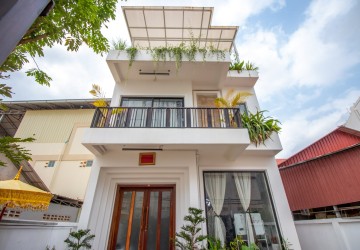 5 Bedroom House For Sale - Svay Dangkum, Siem Reap thumbnail