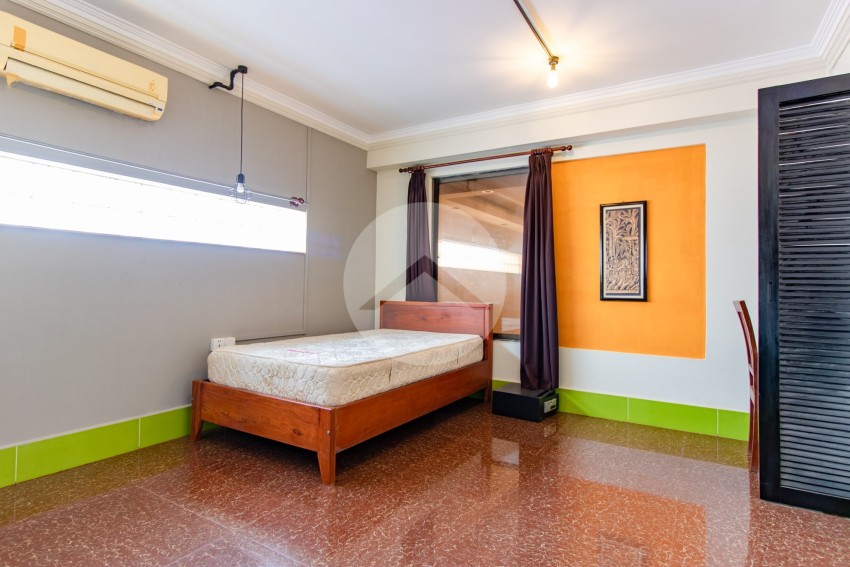 13 Bedroom Guesthouse For Rent - Night Market Area, Siem Reap