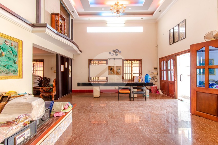 13 Bedroom Guesthouse For Rent - Night Market Area, Siem Reap