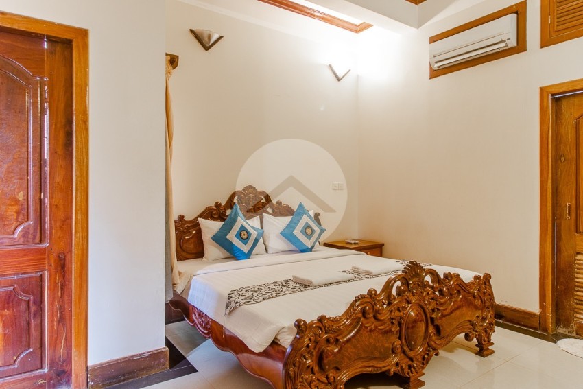 25 Bedroom Guesthouse For Sale - Sala Kamreuk, Siem Reap