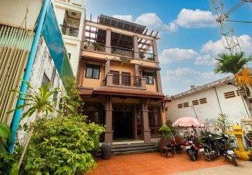 25 Bedroom Guesthouse For Rent - Sala Kamreuk, Siem Reap thumbnail