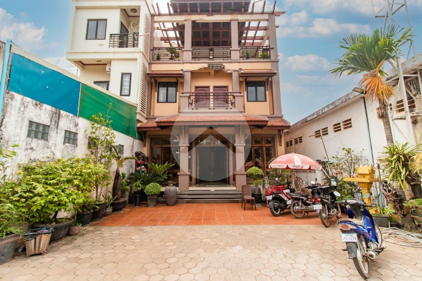 25 Bedroom Guesthouse For Rent - Sala Kamreuk, Siem Reap