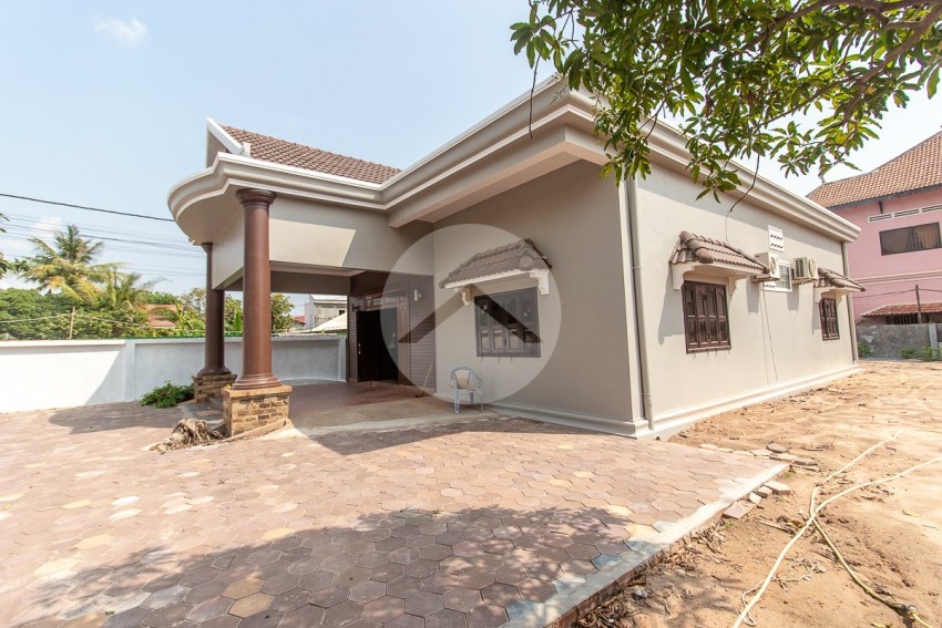 2 Bedroom House For Sale - Slor Kram, Siem Reap