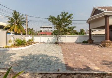 2 Bedroom House For Sale - Slor Kram, Siem Reap thumbnail