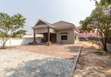 2 Bedroom House For Sale - Slor Kram, Siem Reap thumbnail