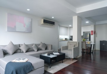 3 Bedroom Serviced Apartment For Rent - Wat Phnom, Phnom Penh thumbnail