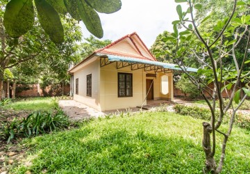 2 Bedroom House For Sale - Sala Kamreuk, Siem Reap thumbnail