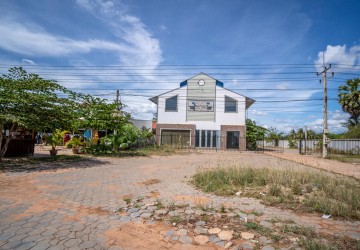 1624 Sqm Warehouse Property For Sale - Svay Thom, Siem Reap thumbnail