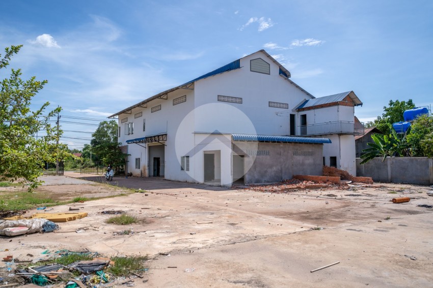 1624 Sqm Warehouse Property For Sale - Svay Thom, Siem Reap