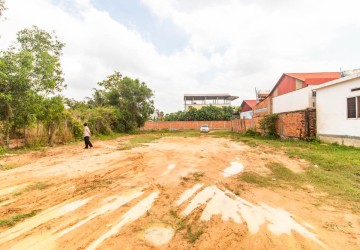 735 Sqm Land For Sale -  Svay Dangkum, Siem Reap thumbnail