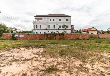 1500 Sqm Land For Sale - Svay Dangkum, Siem Reap thumbnail