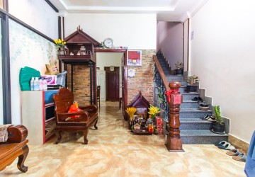 5 Bedroom House For Sale - Old Market  Pub Street, Siem Reap thumbnail