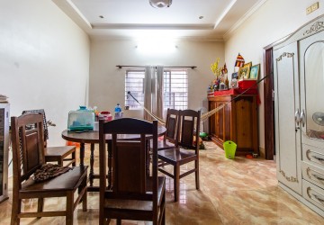 5 Bedroom House For Sale - Old Market  Pub Street, Siem Reap thumbnail