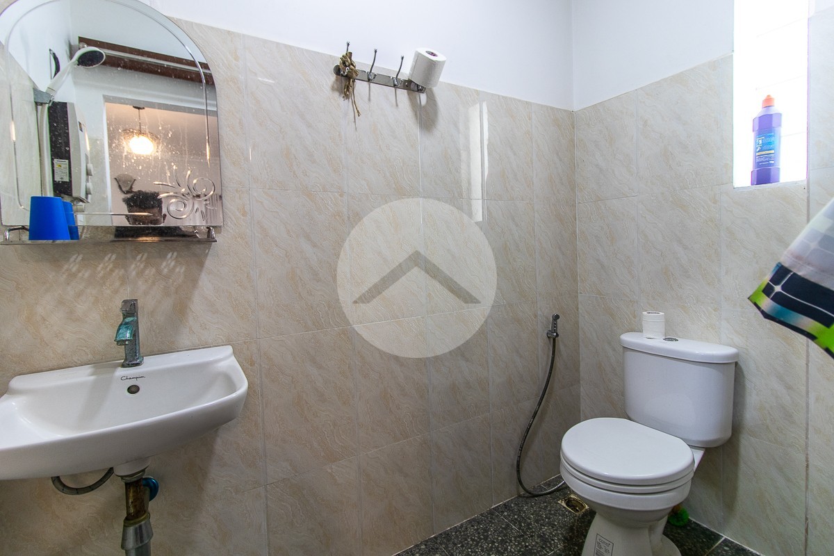 5 Bedroom House For Sale - Old Market / Pub Street, Siem Reap - Image 15