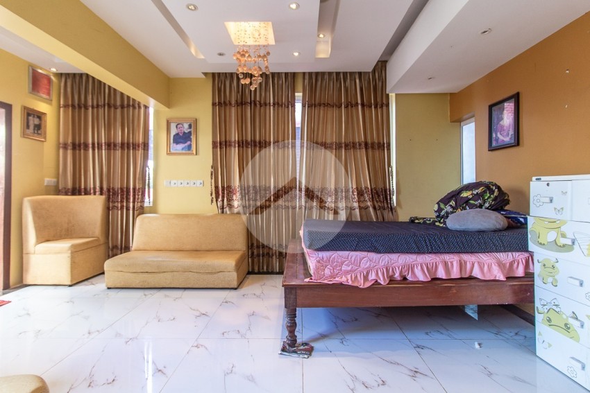 4 Bedroom House For Sale - Svay Dangkum , Siem Reap