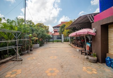 4 Bedroom House For Sale - Svay Dangkum , Siem Reap thumbnail