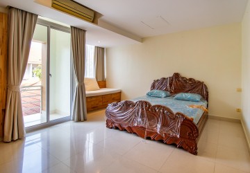 3 Bedroom Villa For Rent - Bassac Garden City, Tonle Bassac, Phnom Penh thumbnail