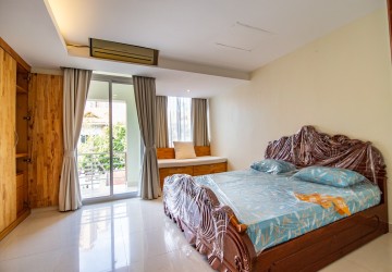 3 Bedroom Villa For Rent - Bassac Garden City, Tonle Bassac, Phnom Penh thumbnail