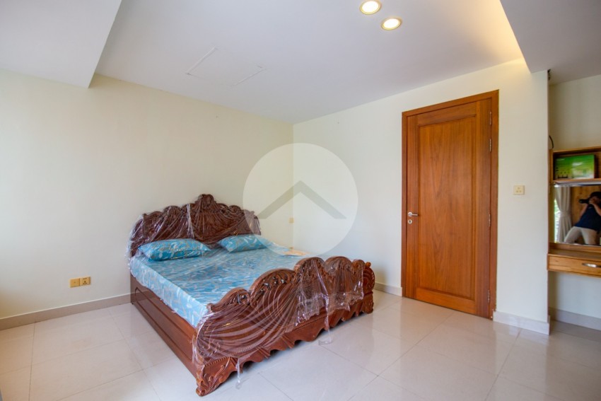 3 Bedroom Villa For Rent - Bassac Garden City, Tonle Bassac, Phnom Penh