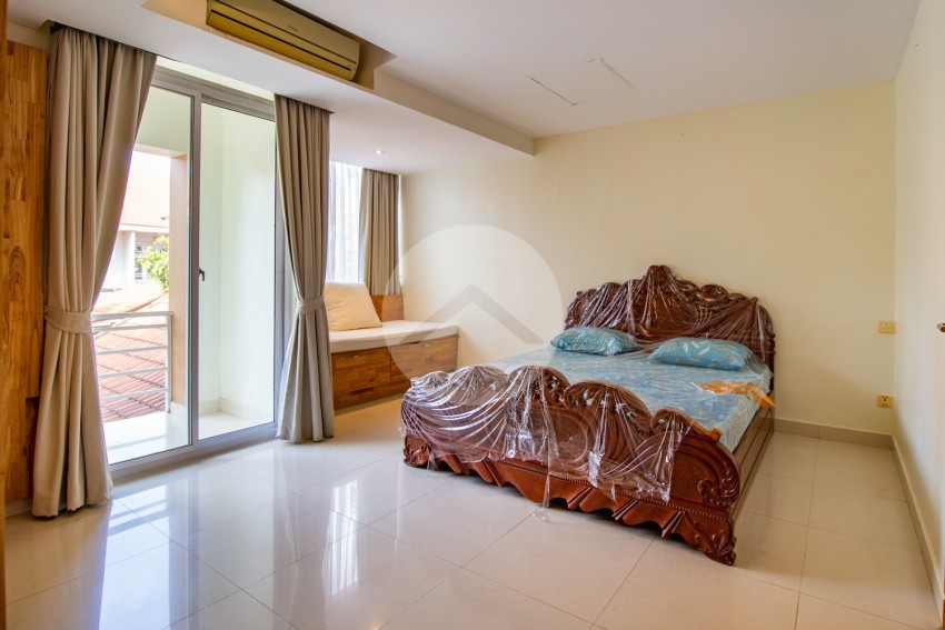 3 Bedroom Villa For Rent - Bassac Garden City, Tonle Bassac, Phnom Penh