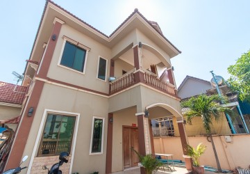 4 Bedroom House For Sale - Svay Dangkum, Siem Reap thumbnail