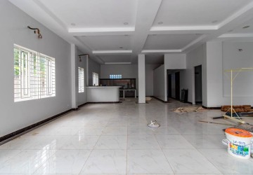 5 Bedroom Villa For Sale - Svay Dangkum, Siem Reap thumbnail