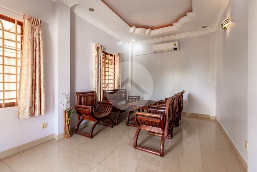 5 Bedroom Villa For Sale - Slor Kram, Siem Reap