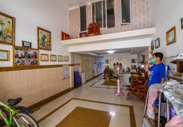 4 Bedroom Link House For Sale at Borey Mongkul Phnom Penh - Veal Sbov, Phnom Penh thumbnail
