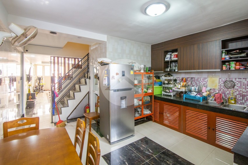 4 Bedroom Link House For Sale - Borey Mongkul Phnom Penh, Prek Eng, Phnom Penh