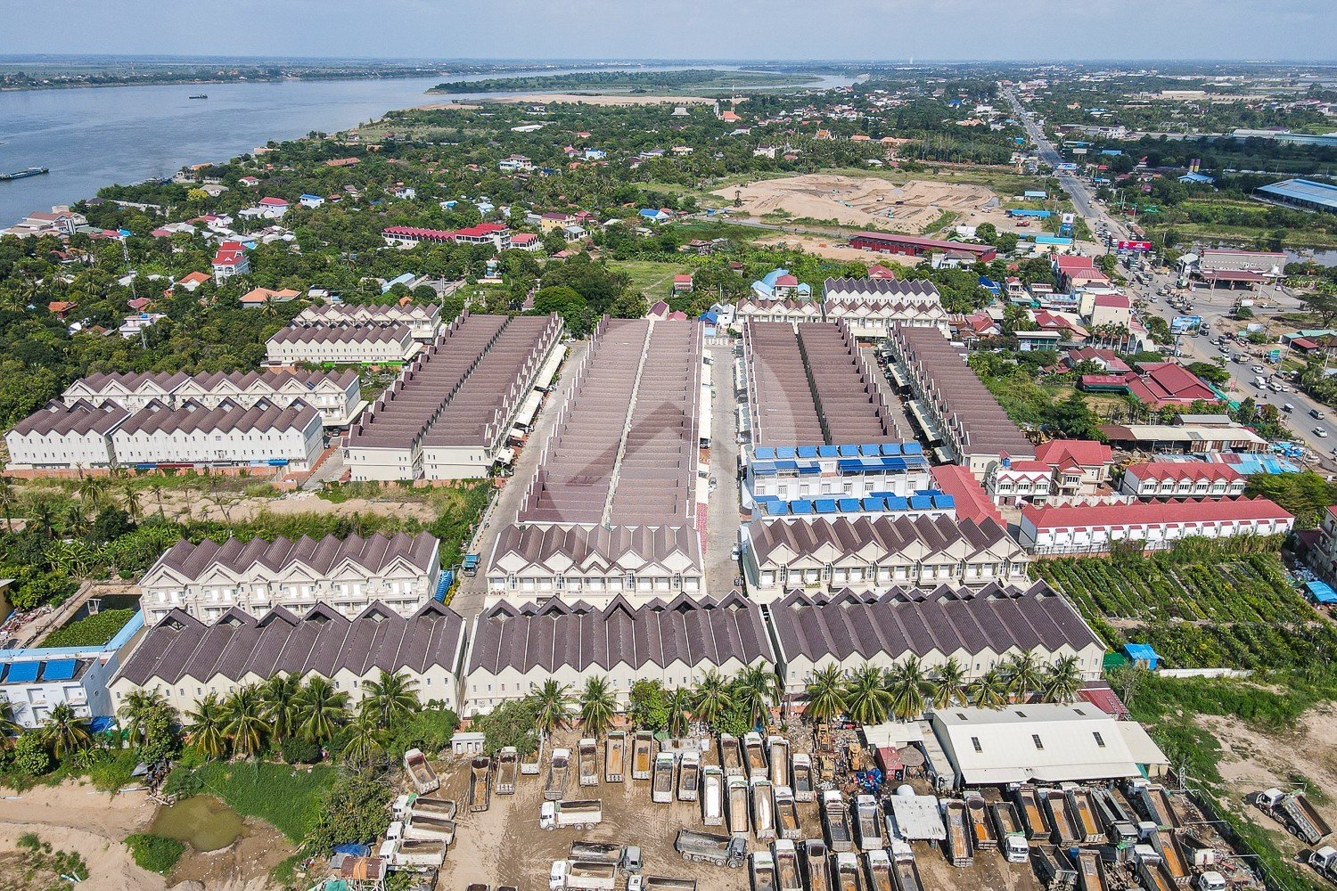 4 Bedroom Link House For Sale - Borey Mongkul Phnom Penh, Prek Eng, Phnom Penh - Image 15