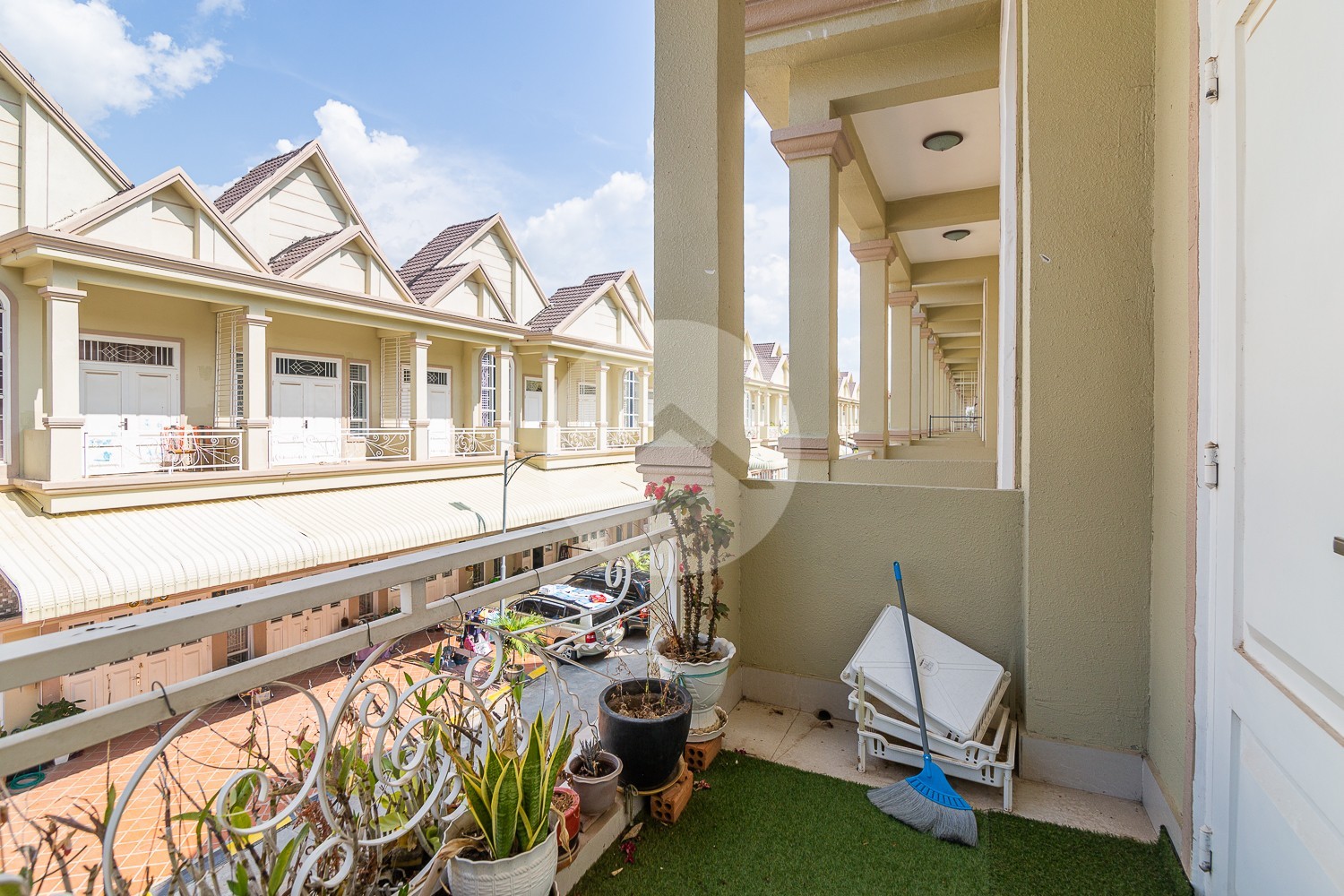 4 Bedroom Link House For Sale - Borey Mongkul Phnom Penh, Prek Eng, Phnom Penh - Image 16
