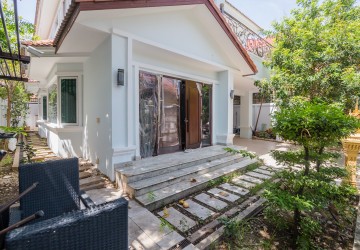 4 Bedroom Villa For Rent - Bassac Garden City, Tonle Bassac, Phnom Penh thumbnail