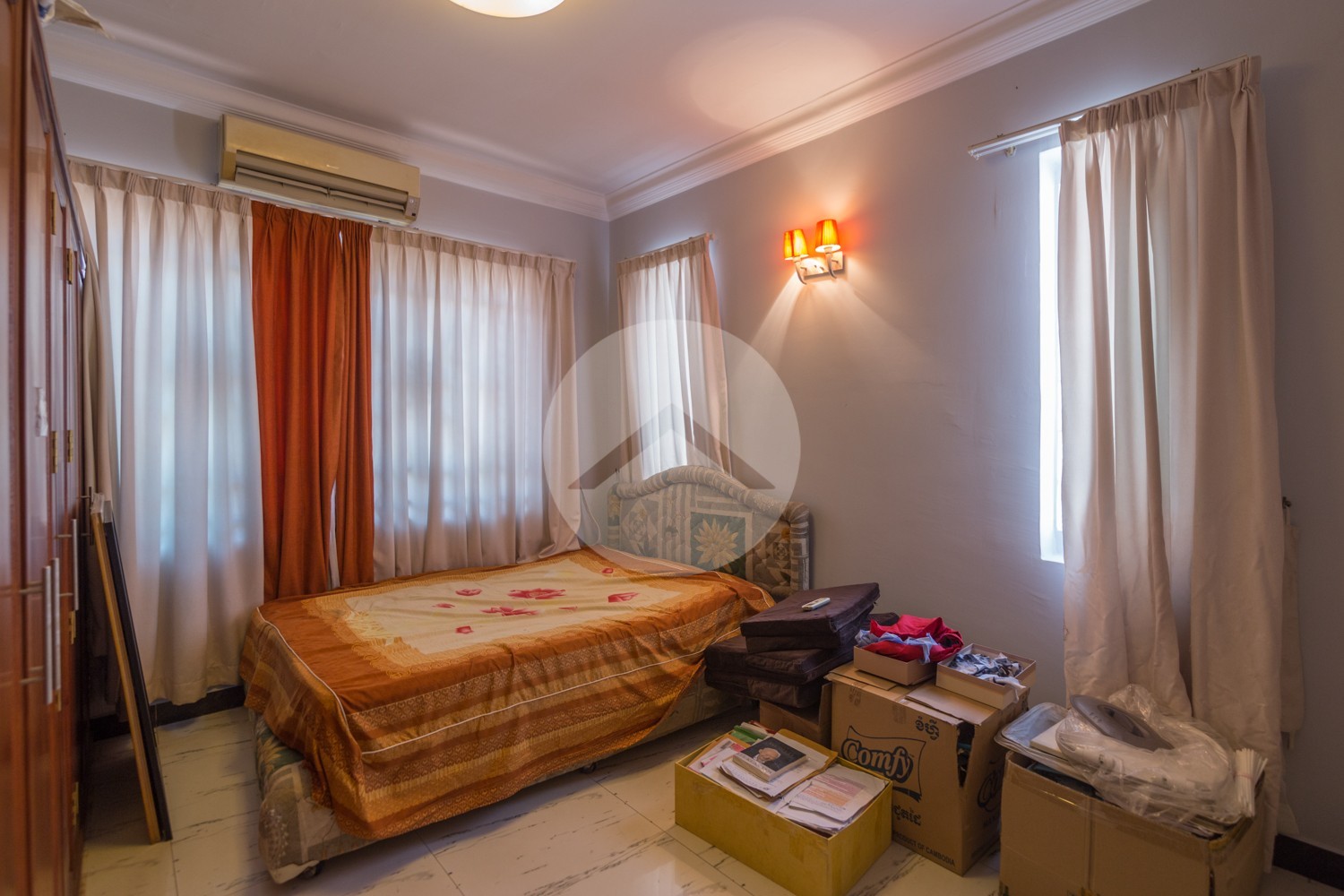 4 Bedroom Villa For Rent - Bassac Garden City, Phnom Penh thumbnail