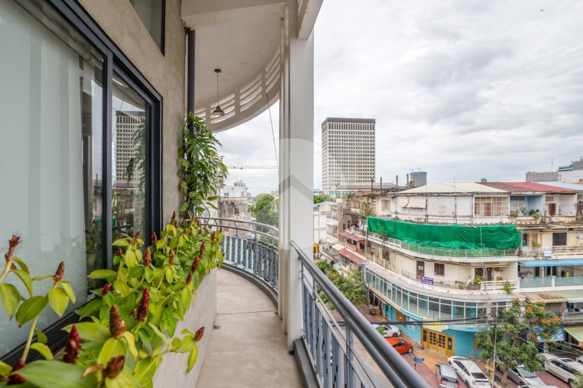 1 Bedroom Serviced Apartment For Rent - Phsar Thmei 1, Phnom Penh
