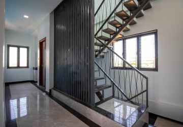 12 Bedroom Modern Villa  For Sale - Svay Dangkum, Siem Reap thumbnail