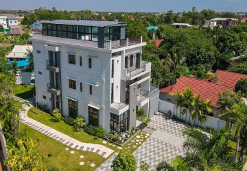 12 Bedroom Modern Villa  For Sale - Svay Dangkum, Siem Reap thumbnail