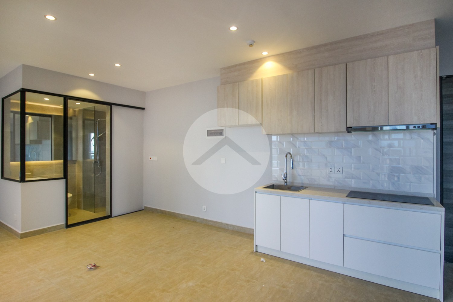 14th Floor 1 Bedroom Condo For Sale - Time Square 2, Boeng Kak I, Phnom Penh - Image 4 14th Floor 1 Bedroom Condo For Sale - Time Square 2, Boeng Kak I, Phnom Penh - Image 4