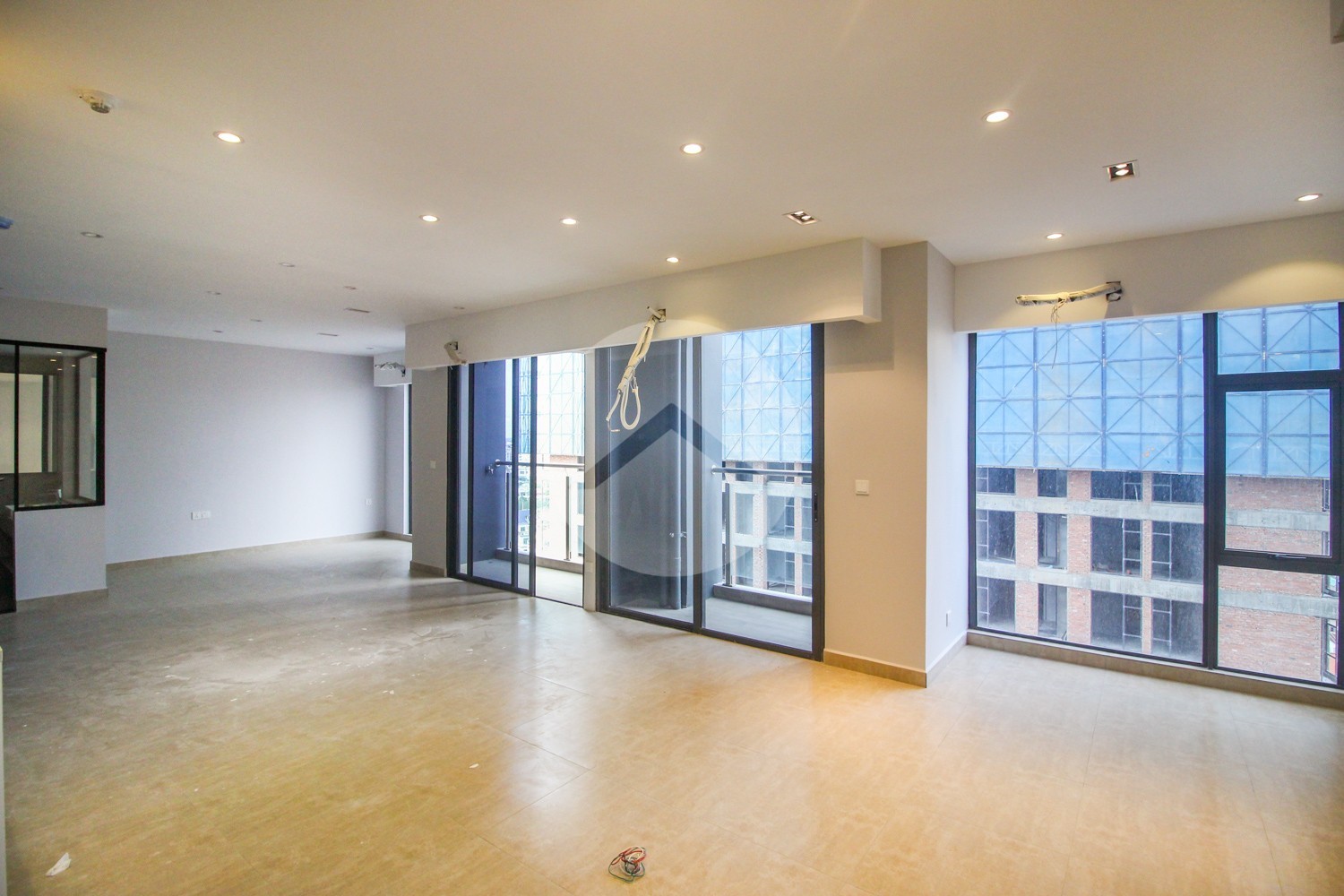 14th Floor 1 Bedroom Condo For Sale - Time Square 2, Boeng Kak I, Phnom Penh - Image 5 14th Floor 1 Bedroom Condo For Sale - Time Square 2, Boeng Kak I, Phnom Penh - Image 5