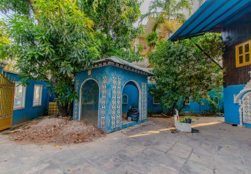 2 Bedroom Commercial Villa For Rent - Wat Damnak, Siem Reap thumbnail
