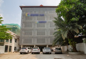 222 sqm Office Space For Rent - Chaktomukh, Daun Penh, Phnom Penh thumbnail