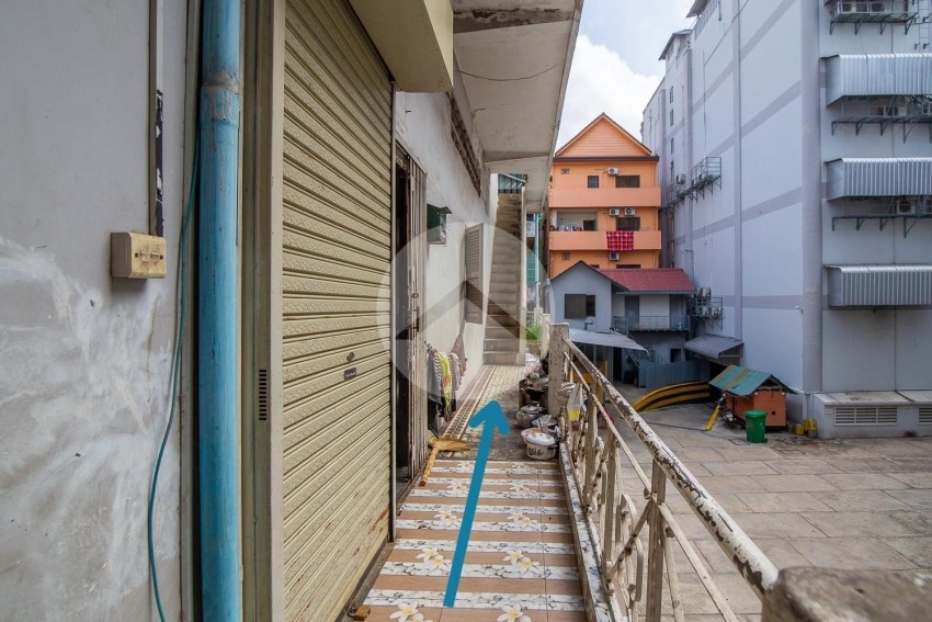 Renovated 1 Bedroom Apartment For Rent - BKK3, Phnom Penh