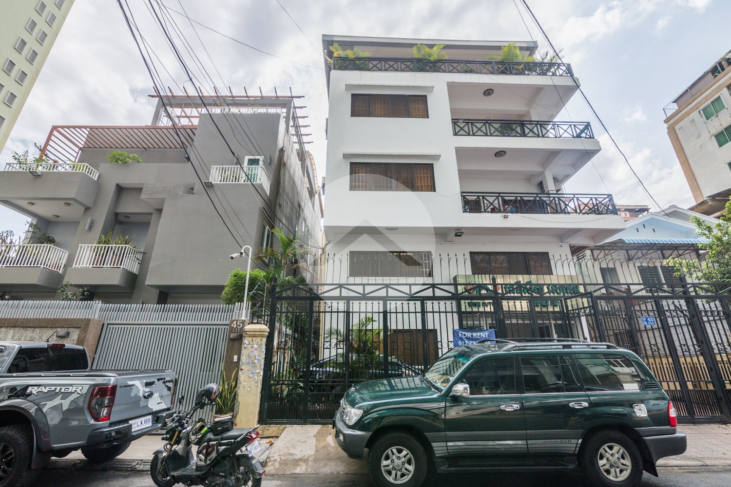 13 Bedroom Commercial Building For Rent - Boeung Prolit, Phnom Penh thumbnail