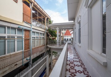 12 Bedroom Commercial Villa For Sale - Beoung Raing, Phnom Penh thumbnail