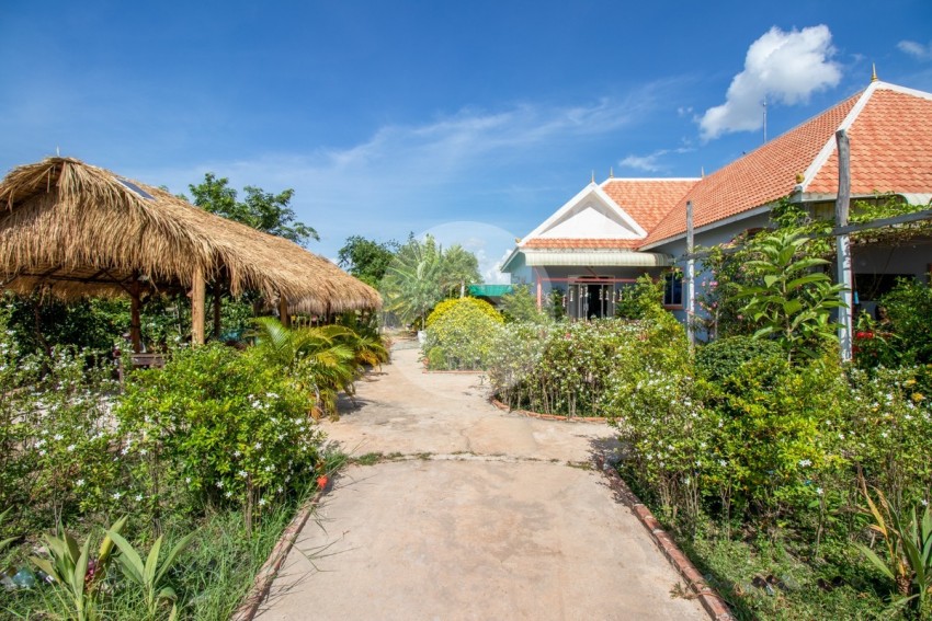 3 Bedroom Villa For Rent - Krabi Riel, Siem Reap