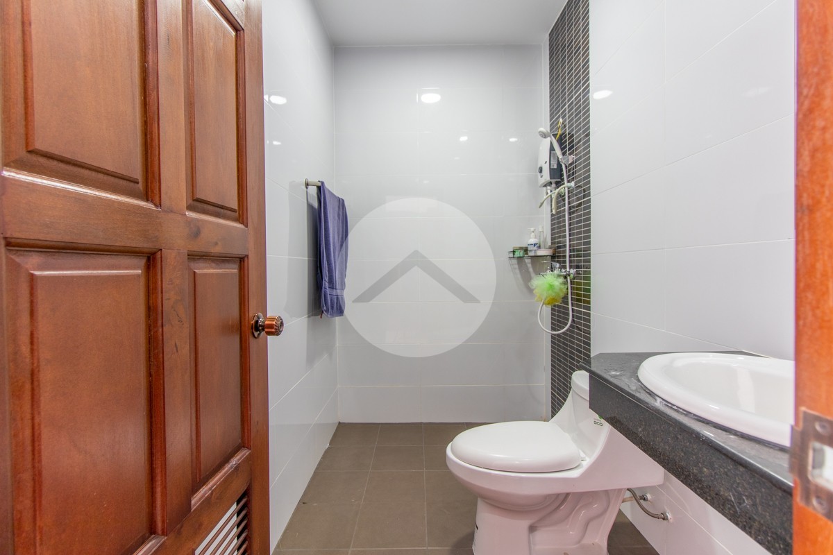 2 Bedroom House For Rent - Svay Dangkum, Siem Reap - Image 14