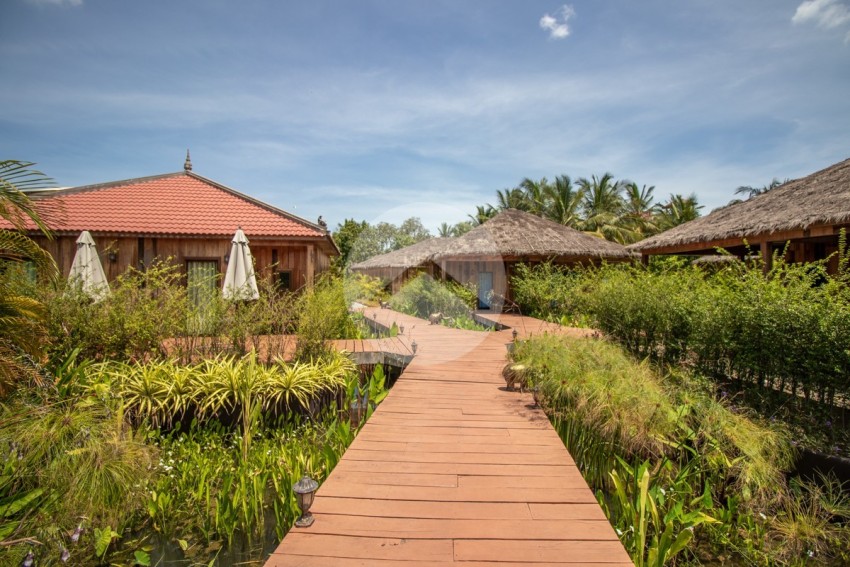 31 Bedroom Resort For Sale - Sala Kamreuk, Siem Reap