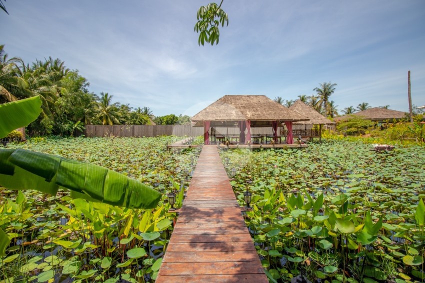 31 Bedroom Resort For Sale - Sala Kamreuk, Siem Reap