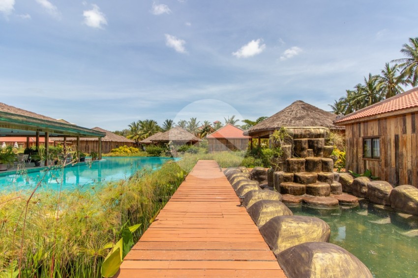 31 Bedroom Resort For Sale - Sala Kamreuk, Siem Reap