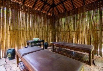 31 Bedroom Resort For Sale - Sala Kamreuk, Siem Reap thumbnail